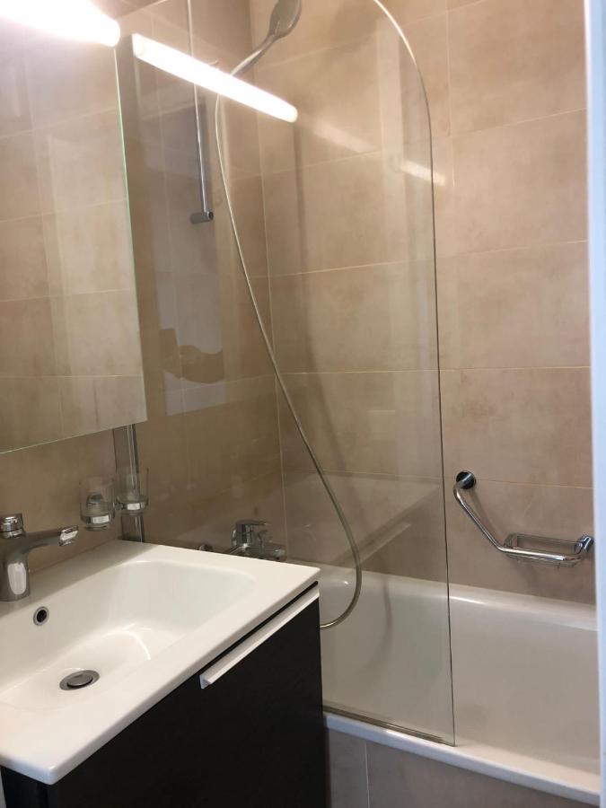 L'Appartement Du Pere Noel Genève Extérieur photo